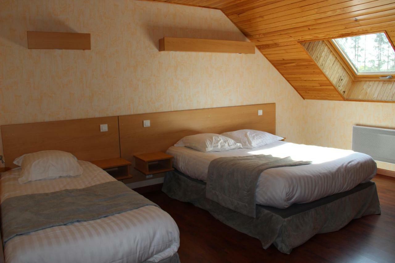 Hotel Restaurant Logis La Meridienne Anglards de Saint Flour Exterior photo